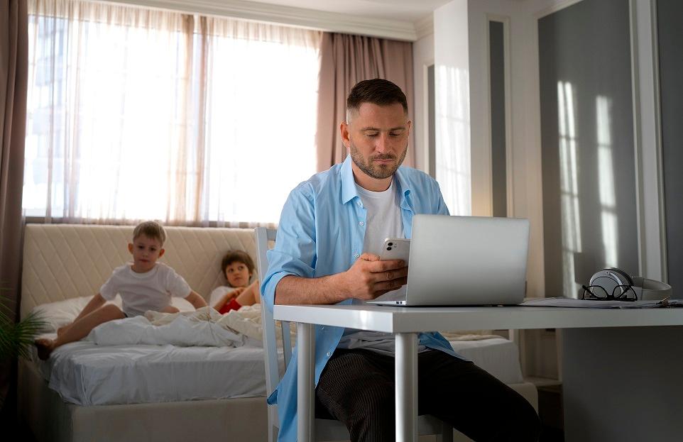 Why You Should Join an Online Single Father Support Group - DadConnect